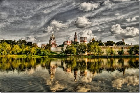 Новодевичий монастырь в Москве. Монастырь-музей.