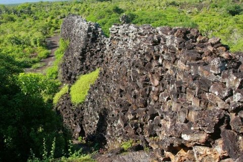 Стена Слез на Галапагосских островах
