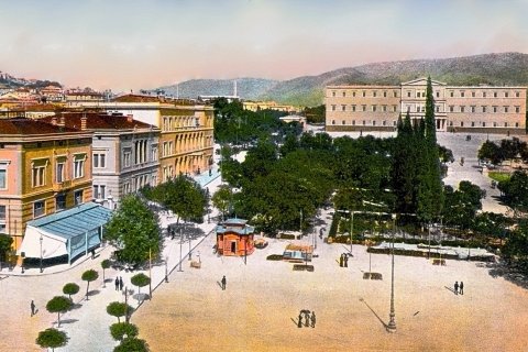 Площадь Синтагма - главная площадь в Афинах