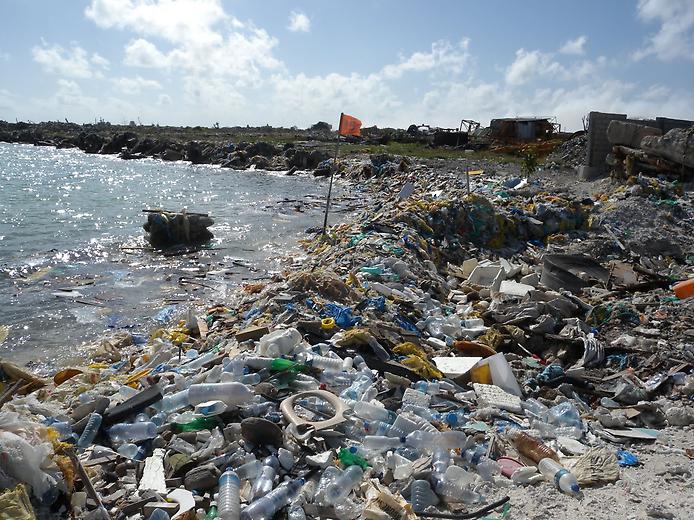 мусорный остров мальдивы