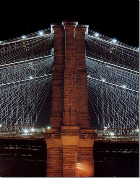 Самые большие и красивые мосты мира Brooklyn_bridge_night_3