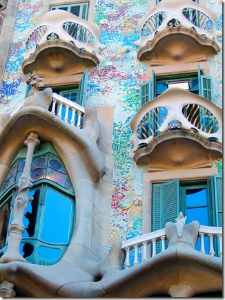 Дом Бальо — Барселонский Дом Костей Gaudi_Casa_Batllo_02_thumb