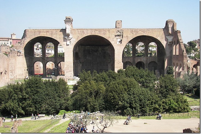 800px-Basilica_of_Constantine_in_the_Roman_Forum 800px-Basilica_of_Constantine_in_the_Roman_Forum