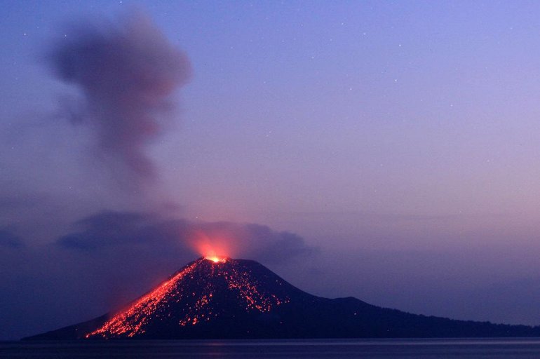 вулканы в Индонезии
