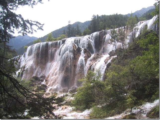 Jiuzhaigou_Waterfall