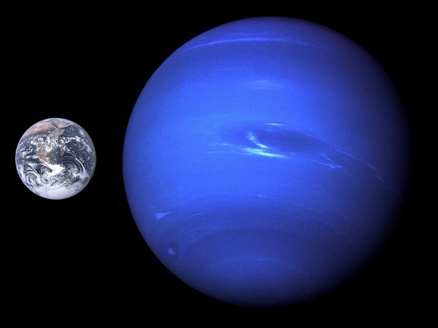 нептун в сравнении с землей