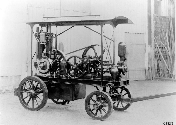 первый автомобиль даймлера и бенца