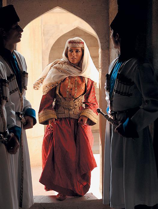 Азербайджанский национальный костюм