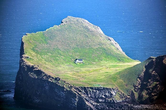 остров эллида и дом