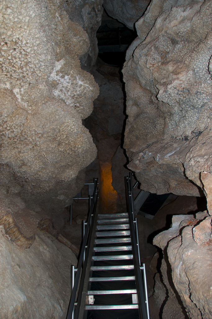 Пещера Джевел