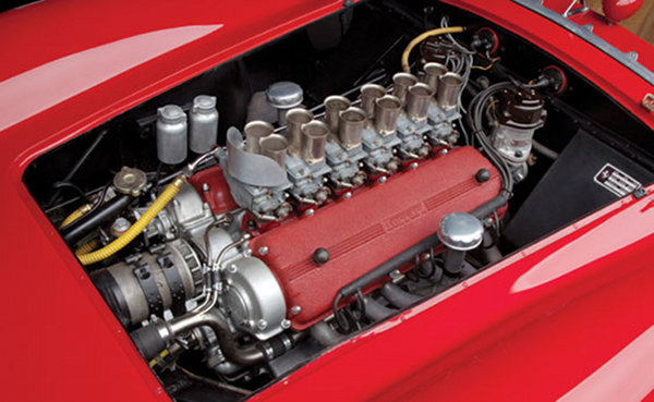 двигатель Ferrari 625