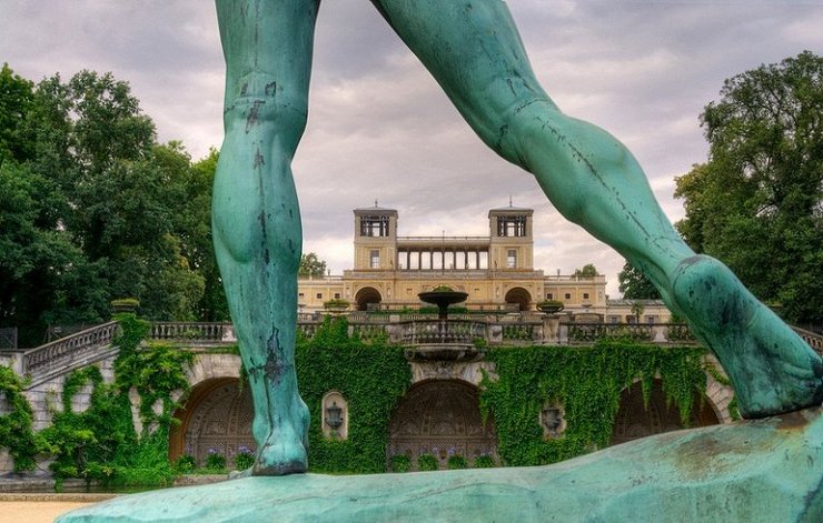 Статуя Статуя