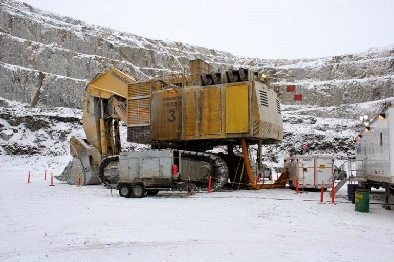 Фоторепортаж—алмазный рудник Ekati в Канаде