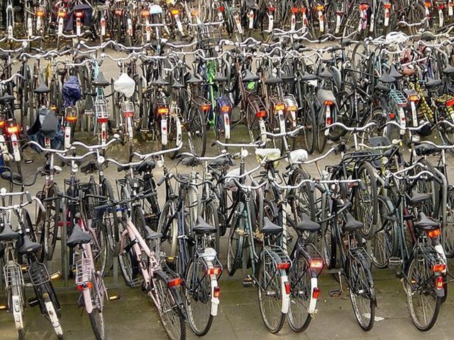 Bike-Parking-Lot-4