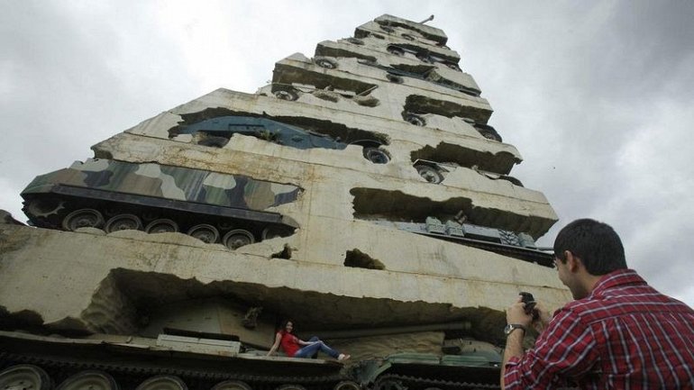 Памятник "Надежда на Мир" в Ливане. ФОТО