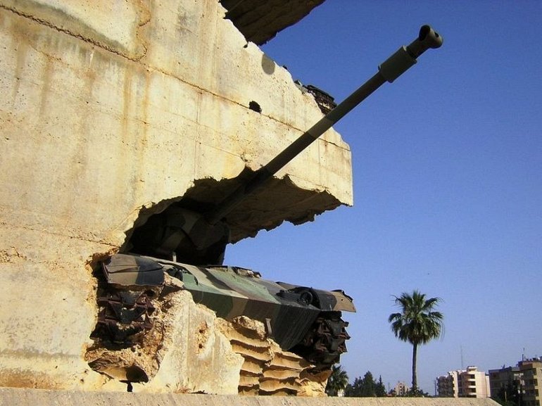 Памятник "Надежда на Мир" в Ливане. ФОТО