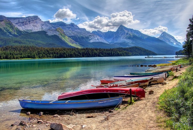 красивые озера канады