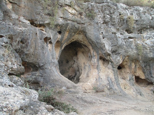 вход в пещеру Схул