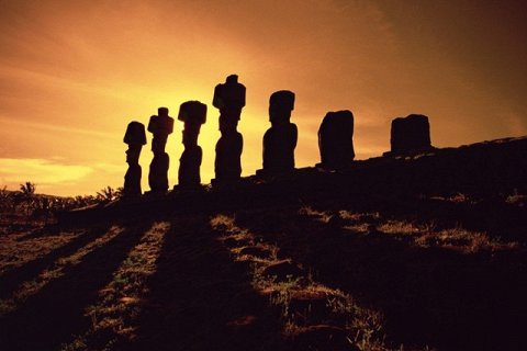 Остров Пасхи и каменные статуи Моаи