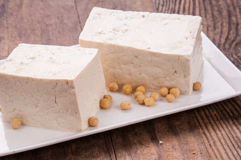 Из чего делают сыр тофу?