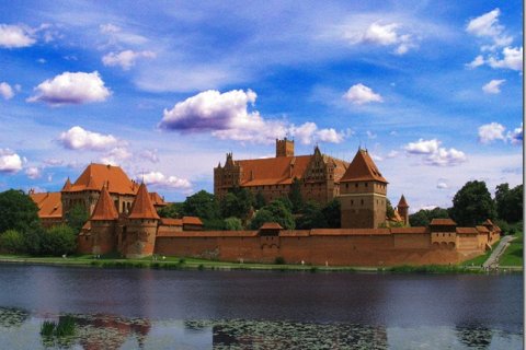 Замок Мариенбург в Польше
