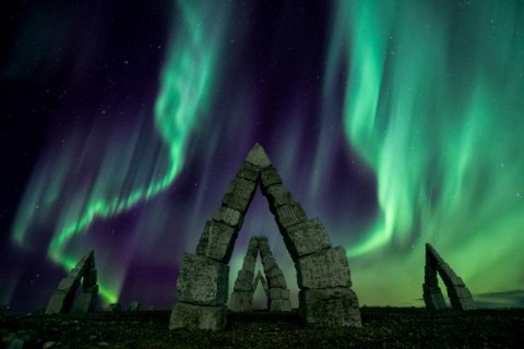 Арктический Хендж, загадочный каменный памятник в Исландии