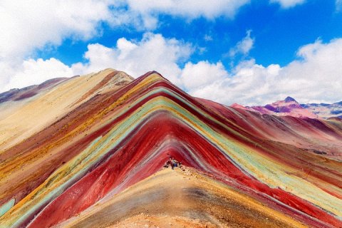 Виникунка, Радужная гора Перу