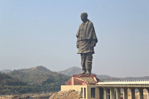 Статуя Единства - одна из высочайших статуй в мире