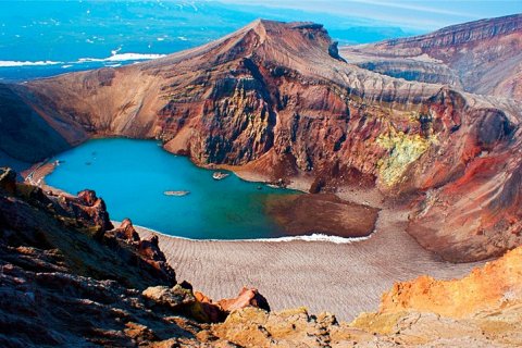 Чем обусловлена повышенная популярность камчатской Долины гейзеров