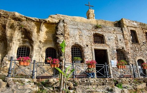 Церковь Пьедигротта - духовный шедевр Неаполя