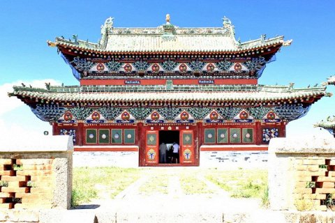 Монастырь Эрдэнэ-Зуу в Монголии