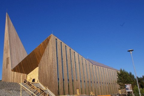 Церковь Кнарвик в Норвегии
