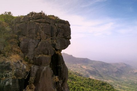 Лаура - самая высокая гора Гвинеи