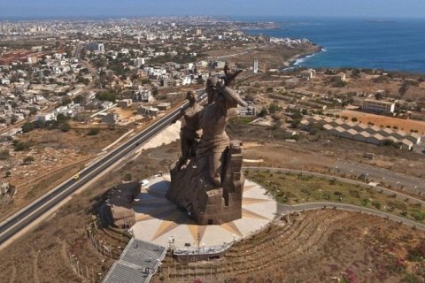 Монумент Африканского Возрождения