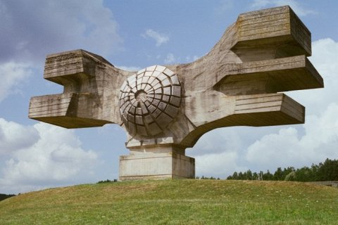 Памятник Революции в Хорватии