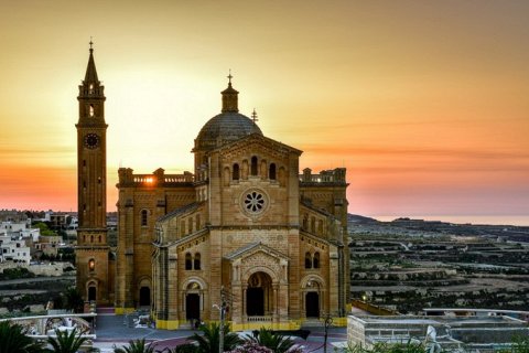 Базилика Та' Пину на острове Гозо