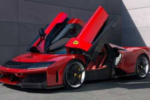 Гиперкар Ferrari F80 разгоняется до 100 км/ч за 2,15 секунды