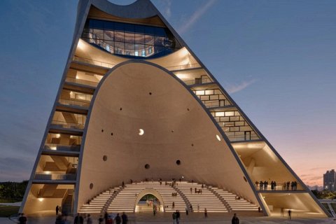 Уникальная смотровая башня в роли гигантских солнечных часов