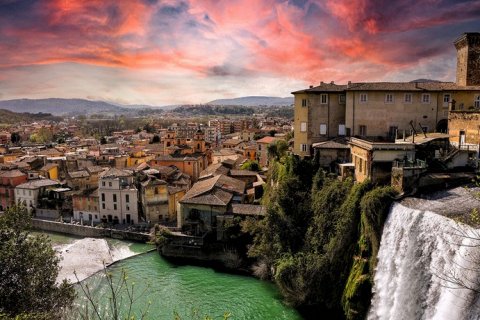 Исола-дель-Лири: магия водопада в сердце города