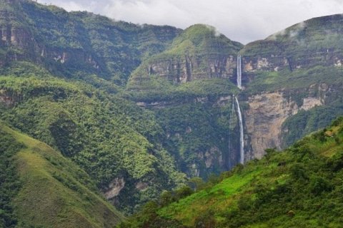 Величественные водопады Гокта в Перу