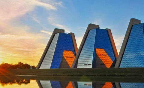 Пирамиды в Индианаполисе: символ брутального стиля