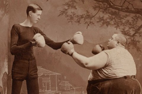 Комедийный бокс в Англии 1897 года: шоу контрастов