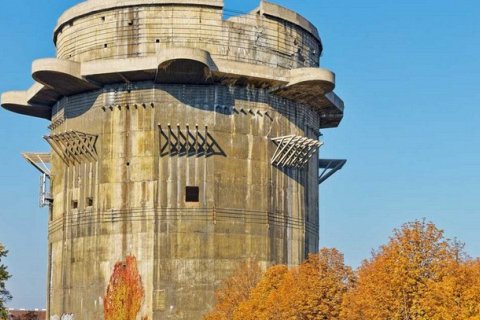 Флак-турмы: история и судьба бетонных крепостей