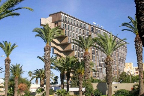 Отель Дю Лак — архитектурная и культурная икона