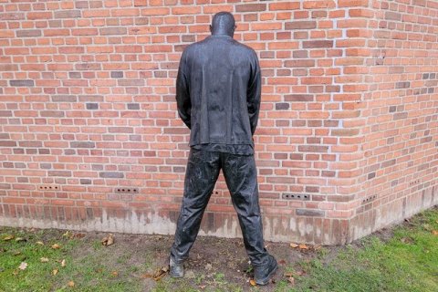 Скульптура Tisseren: искусство и провокация