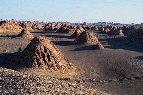 Пустыня Лут: край экстремальной жары и внеземных пейзажей