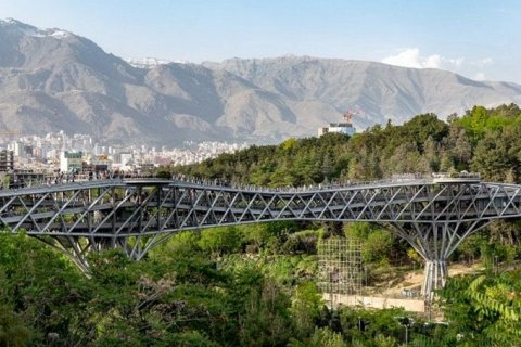 Пешеходный мост Табиат: гармония природы и архитектуры