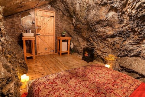 Самый глубокий отель в мире: сон на глубине 419 метров под землёй