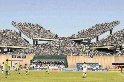 Самый странный стадион в мире: Ммабато