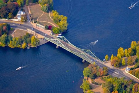 Мост шпионов: история Глиникского моста